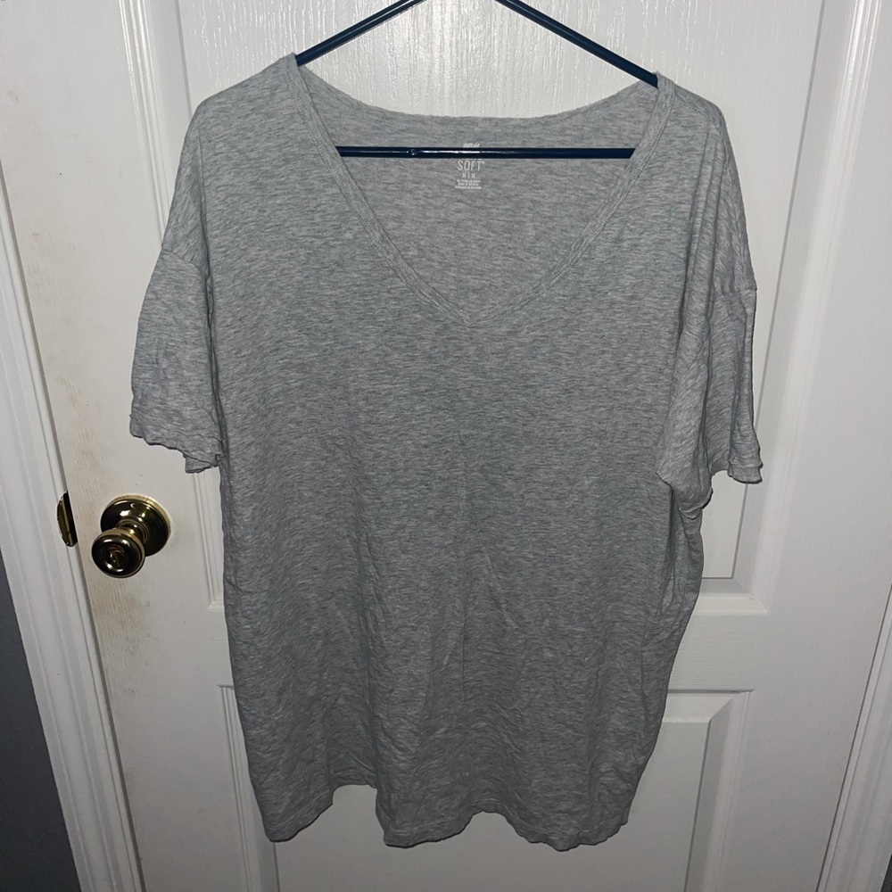 American eagle t-shirt